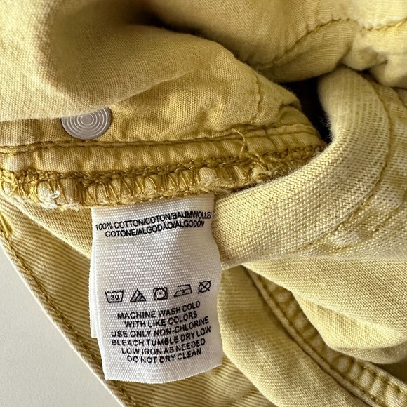 Free People Shorts Size 26 Yellow Gold Runaway Slouch Cutoff Fly Buttons Denim - Picture 7 of 8